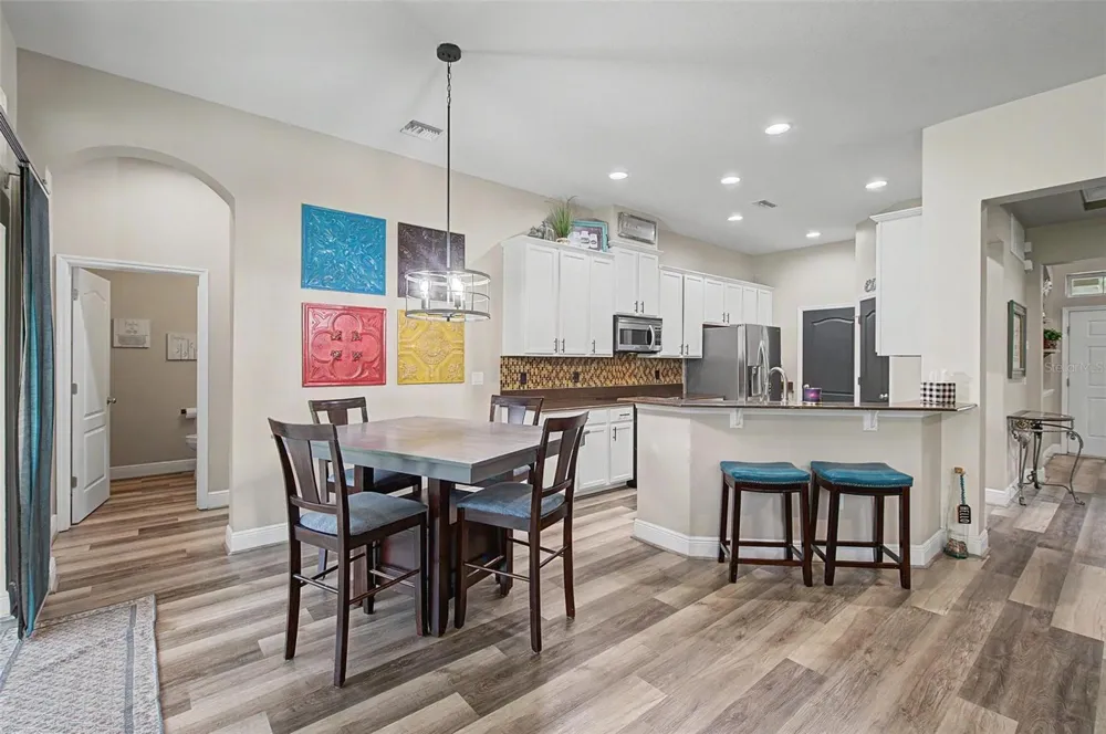 2622 RED FERN DRIVE Dover, FL 33527