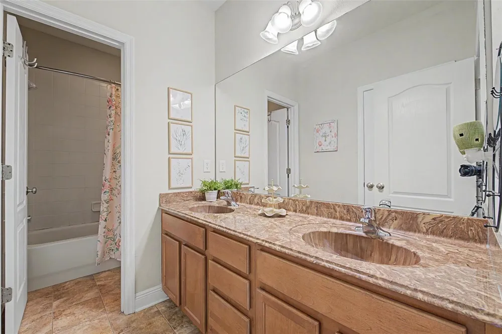 2622 RED FERN DRIVE Dover, FL 33527