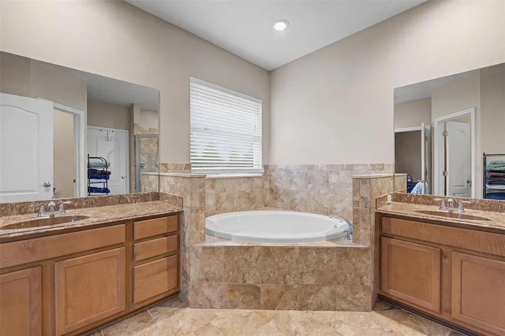 2622 RED FERN DRIVE Dover, FL 33527