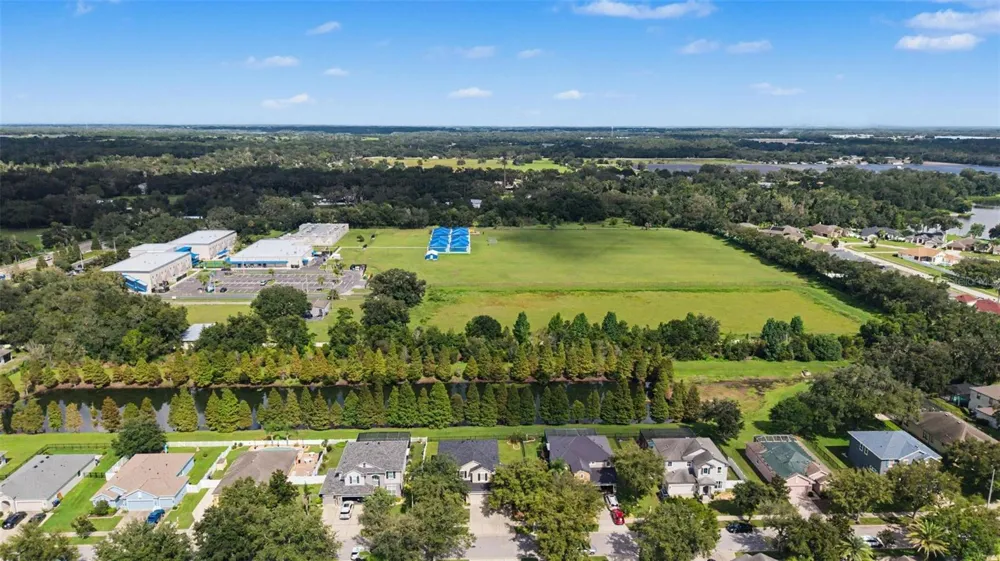 2622 RED FERN DRIVE Dover, FL 33527