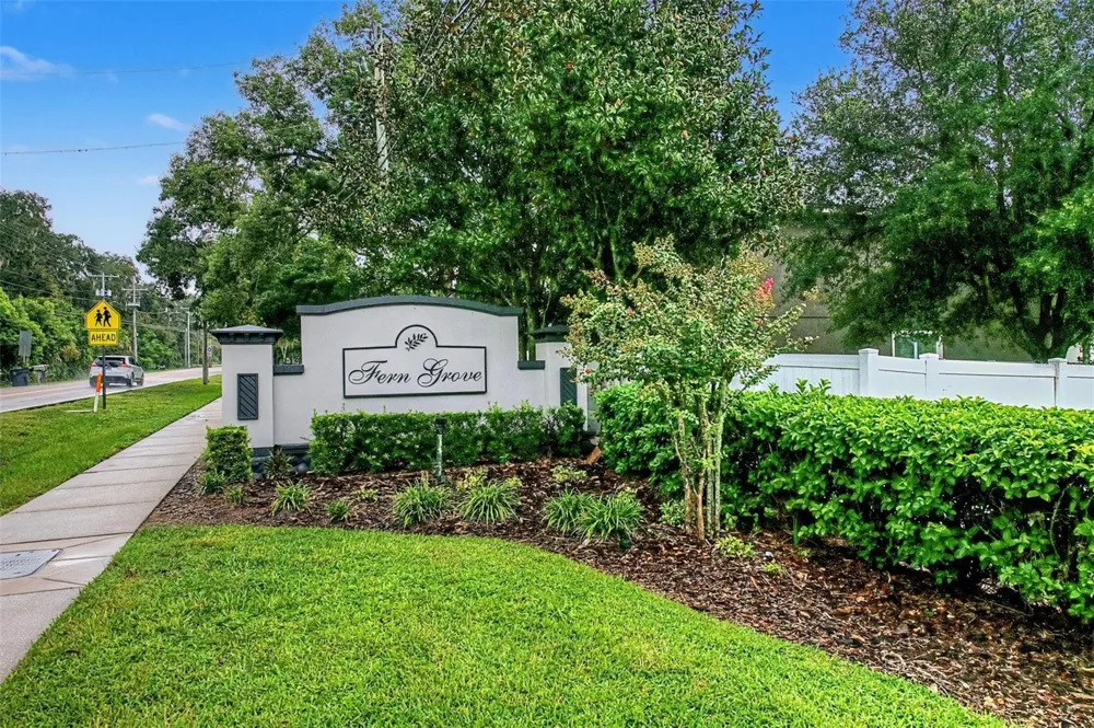 2622 RED FERN DRIVE Dover, FL 33527