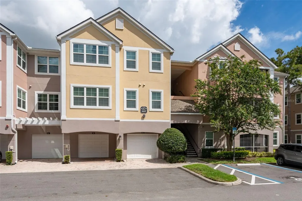 6663 QUEENS BOROUGH AVENUE #104 Orlando, FL 32835