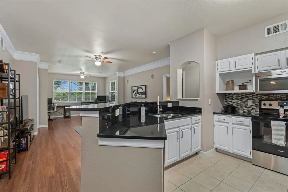 6663 QUEENS BOROUGH AVENUE #104 Orlando, FL 32835