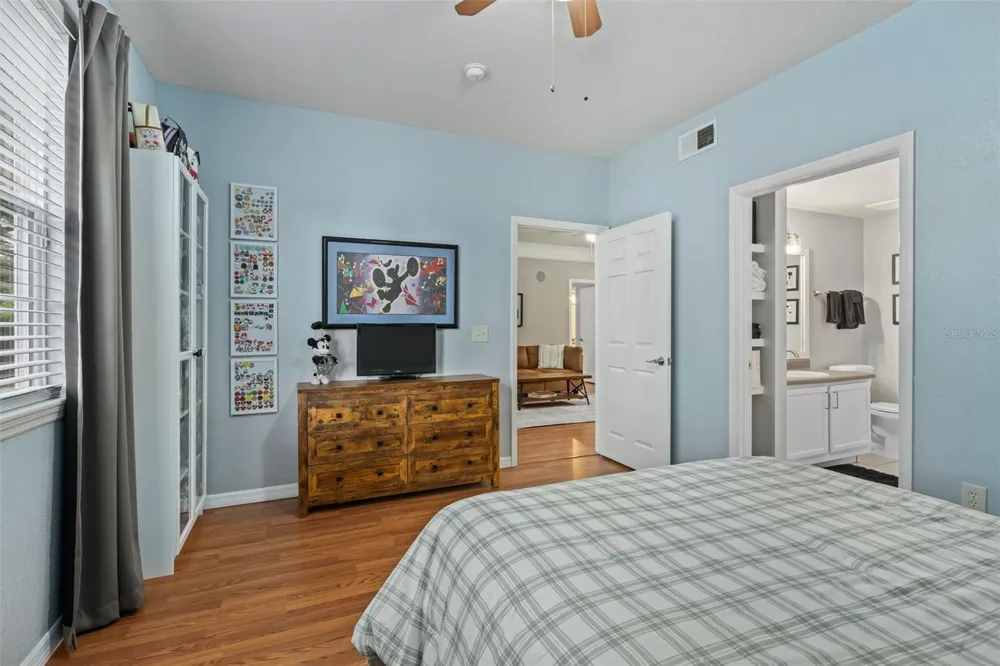 6663 QUEENS BOROUGH AVENUE #104 Orlando, FL 32835