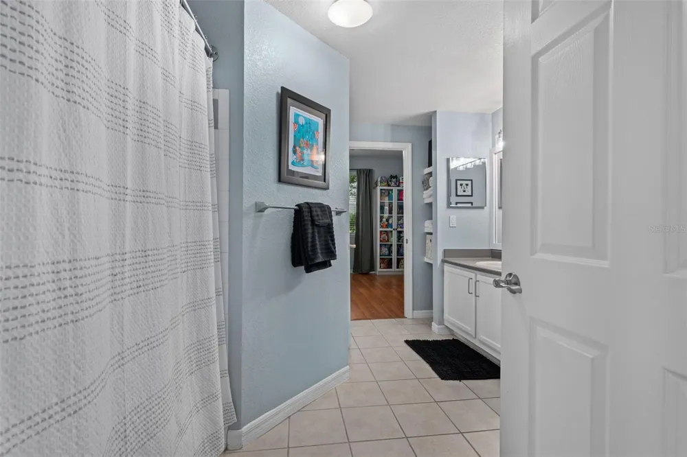 6663 QUEENS BOROUGH AVENUE #104 Orlando, FL 32835