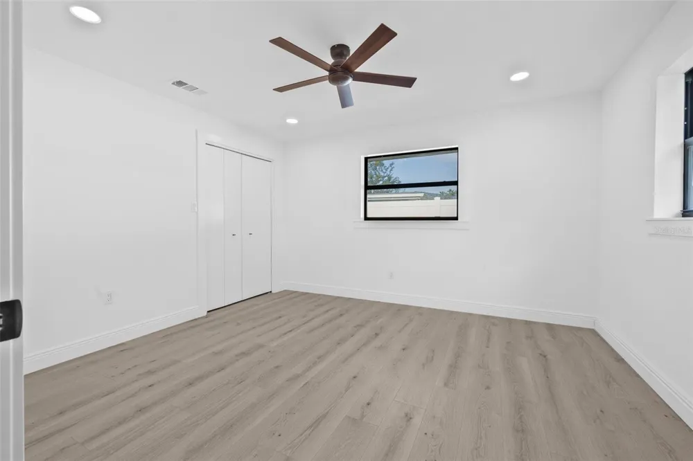 4495 CLEARWATER HARBOR DRIVE S Largo, FL 33770