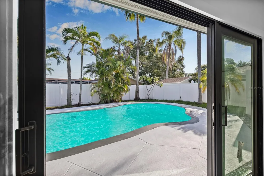 4495 CLEARWATER HARBOR DRIVE S Largo, FL 33770