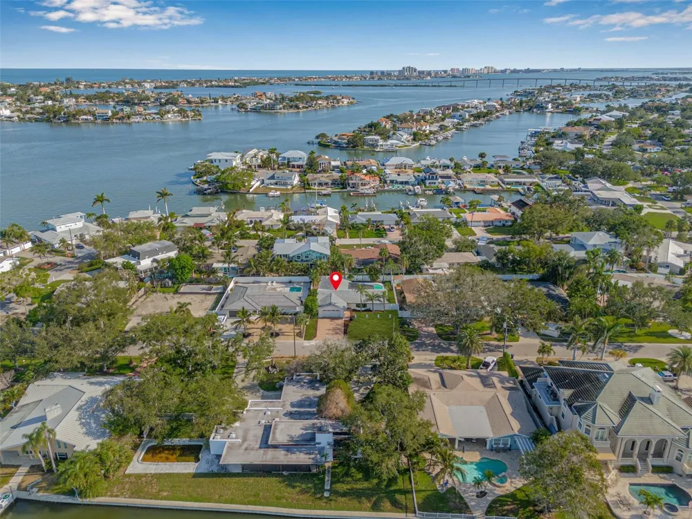 4495 CLEARWATER HARBOR DRIVE S Largo, FL 33770