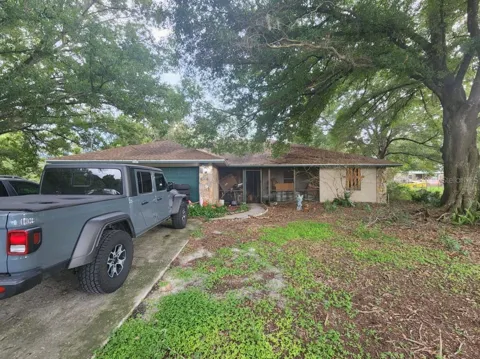 2407 SUMMER HOLLOW DRIVE