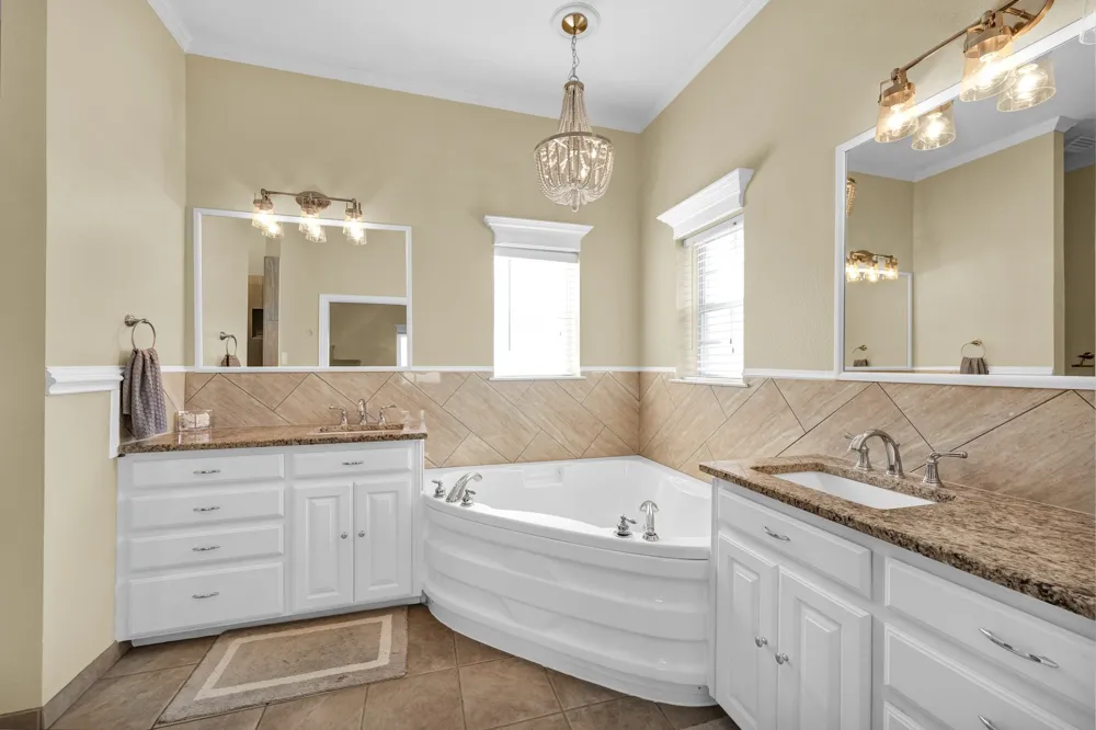 288 Mcvoid Road Springtown, TX 76082