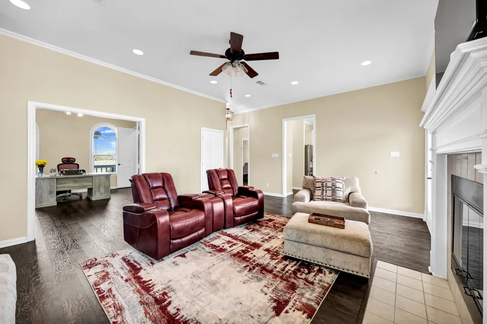 288 Mcvoid Road Springtown, TX 76082