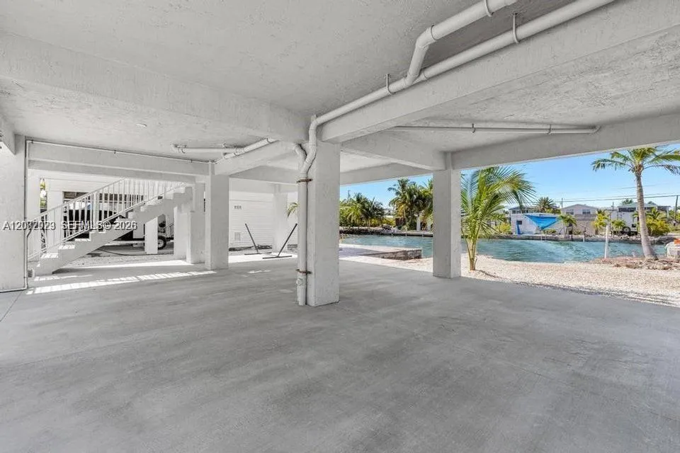 31490 Avenue F Big Pine, FL 33043