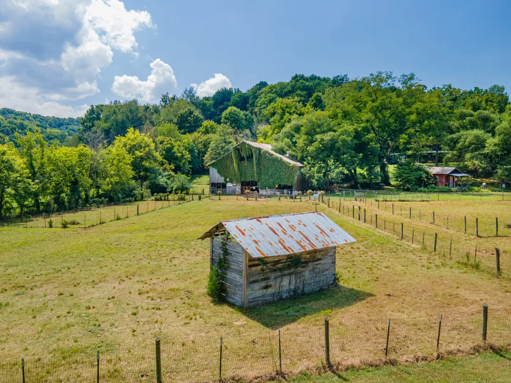 6861 Arno Allisona Rd College Grove, TN 37046