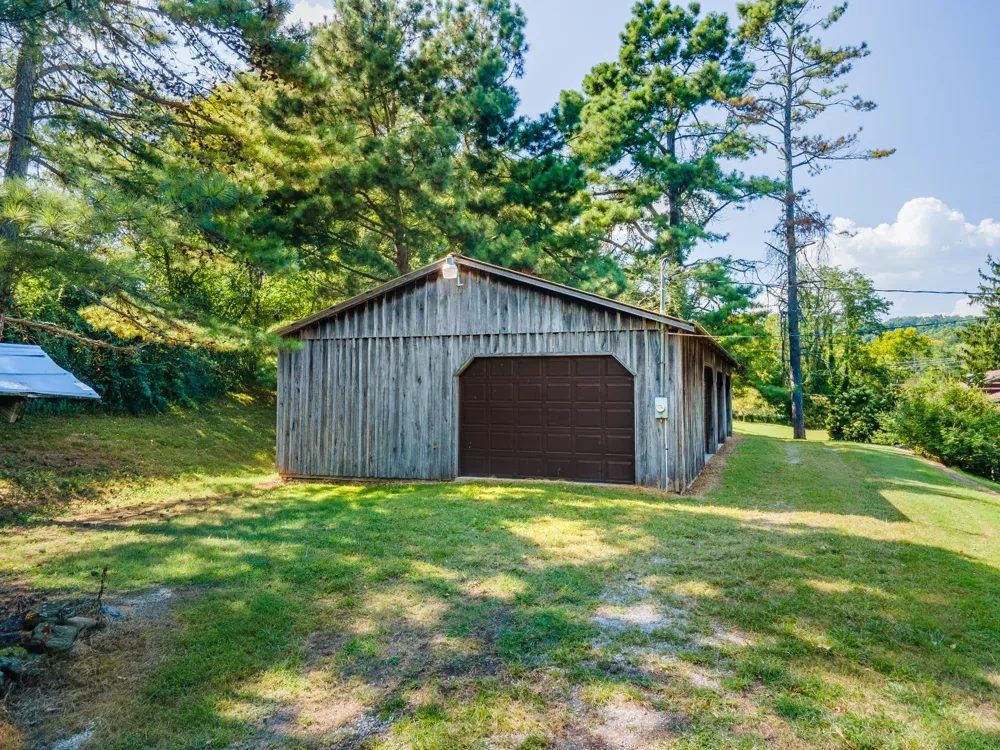6861 Arno Allisona Rd College Grove, TN 37046