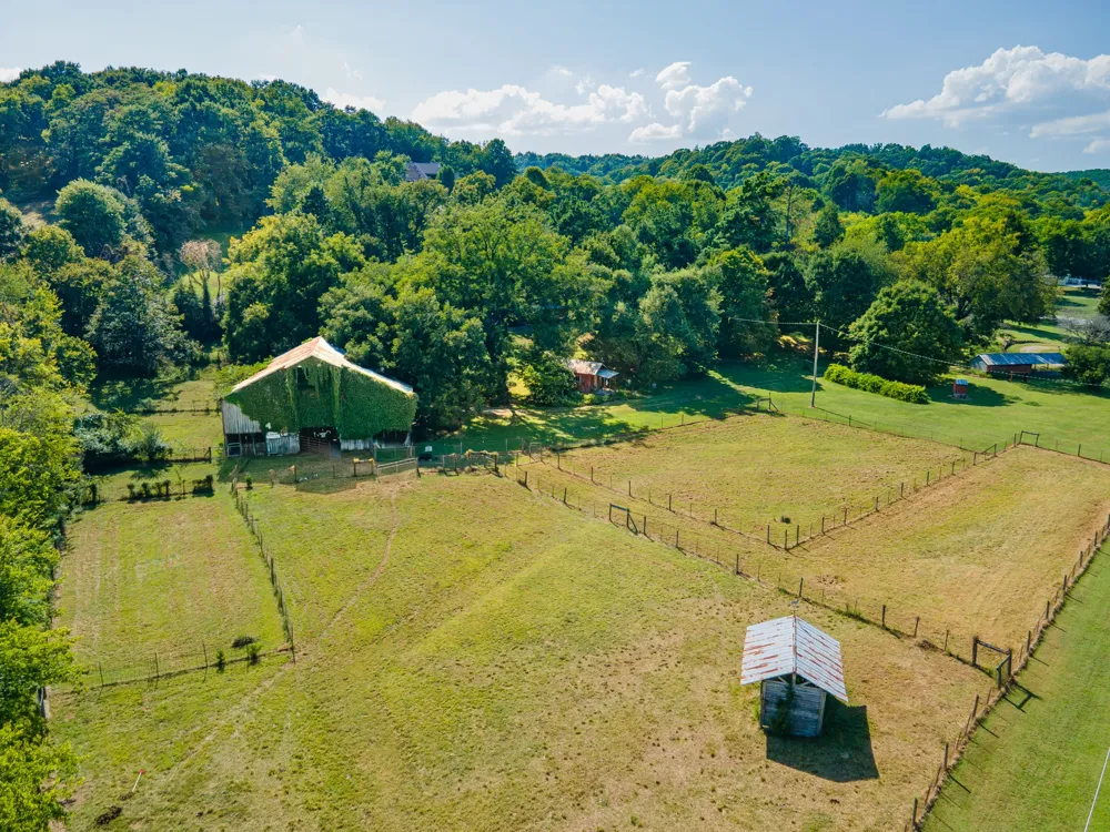 6861 Arno Allisona Rd College Grove, TN 37046