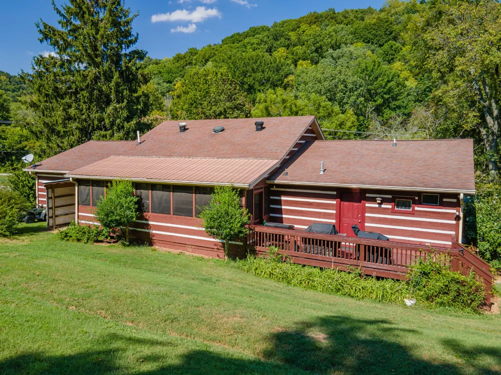 6861 Arno Allisona Rd College Grove, TN 37046