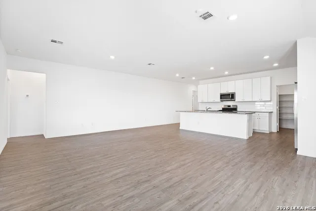 2460 VESPER BND New Braunfels, TX 78130