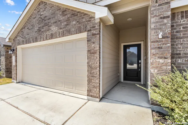 2460 VESPER BND New Braunfels, TX 78130