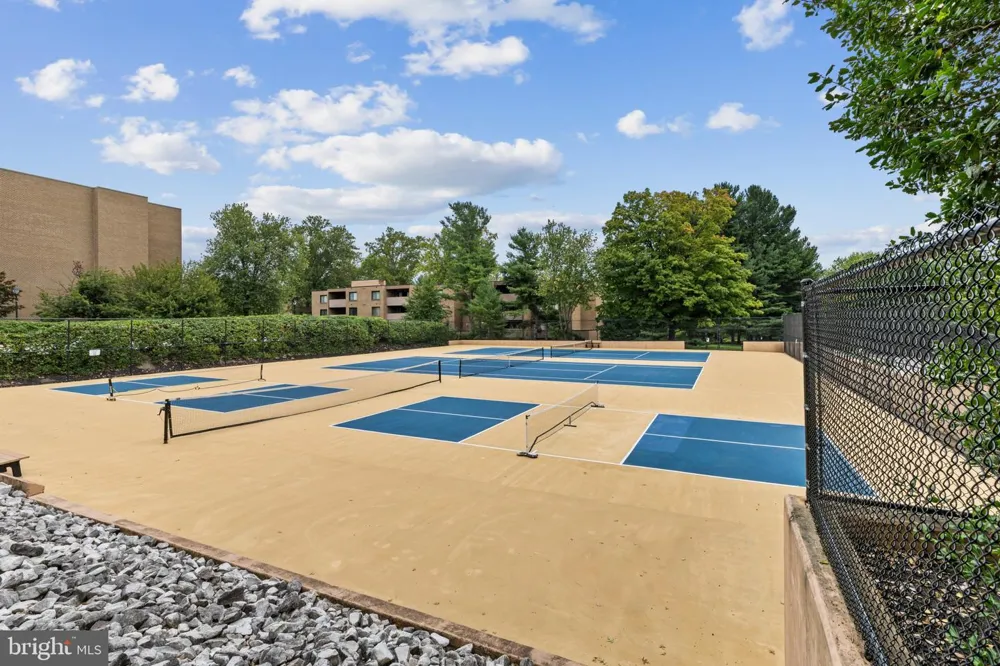 4 CANDLEMAKER COURT #201 Baltimore, MD 21208