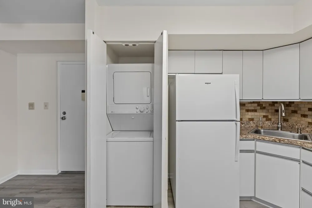 4 CANDLEMAKER COURT #201 Baltimore, MD 21208