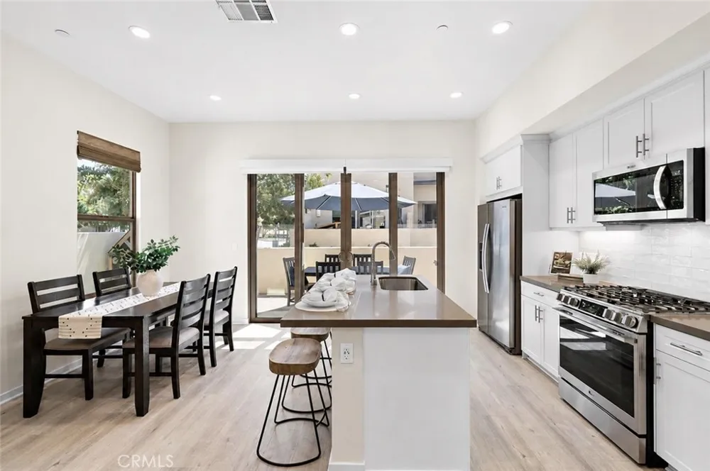 245 Alienta Lane Rancho Mission Viejo, CA 92694