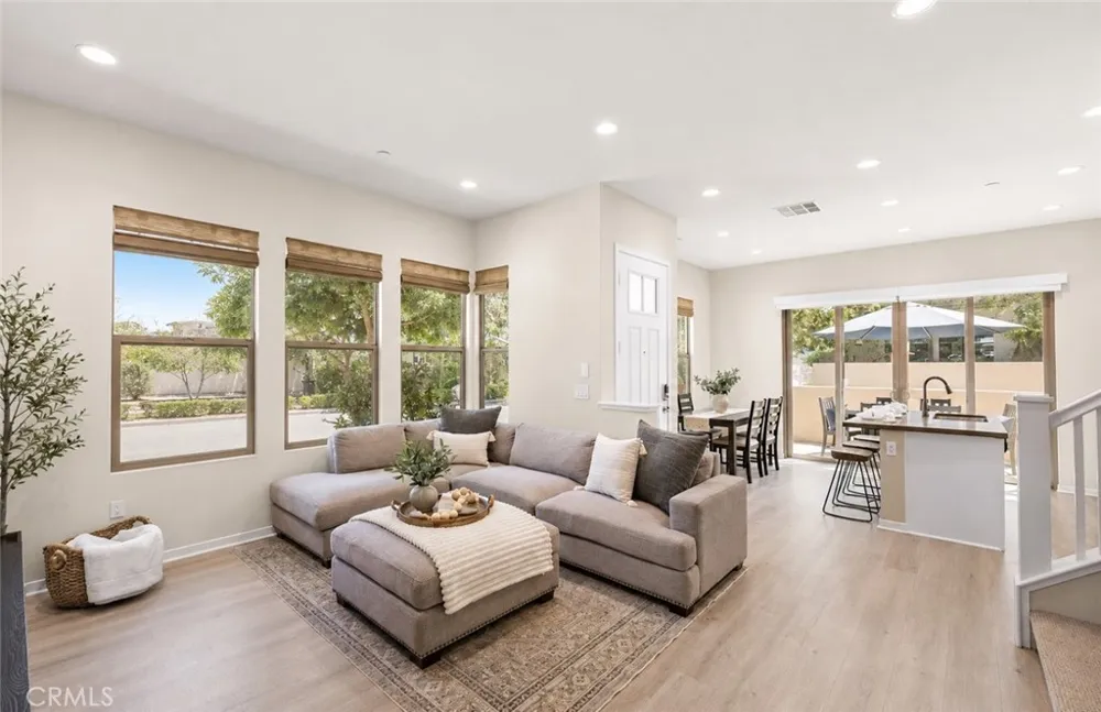 245 Alienta Lane Rancho Mission Viejo, CA 92694