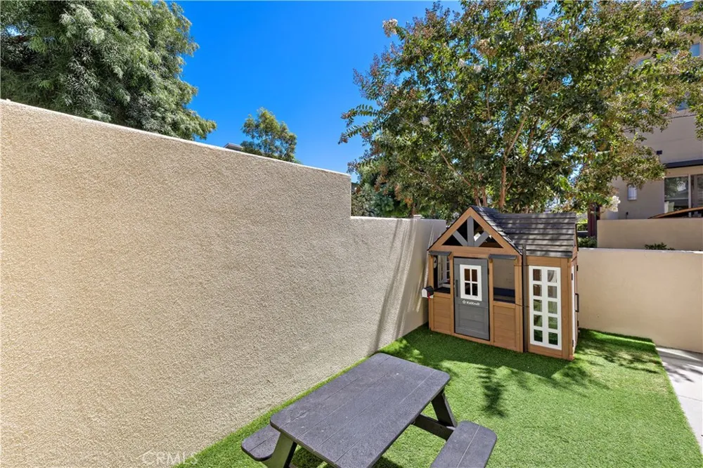 245 Alienta Lane Rancho Mission Viejo, CA 92694