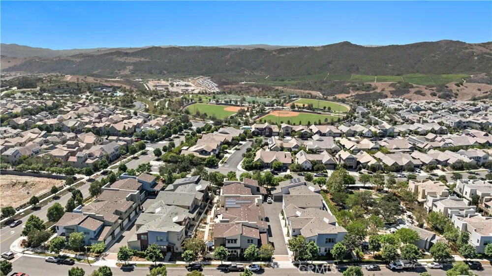 245 Alienta Lane Rancho Mission Viejo, CA 92694