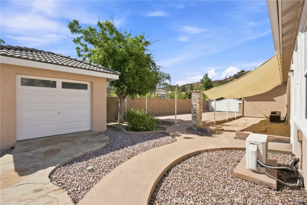 36363 Poplar Yucaipa, CA 92399