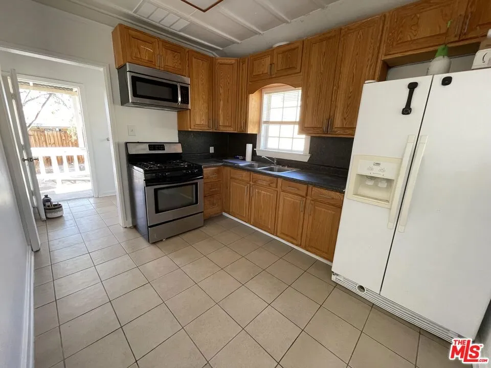 61750 Desert Air Road Joshua Tree, CA 92252