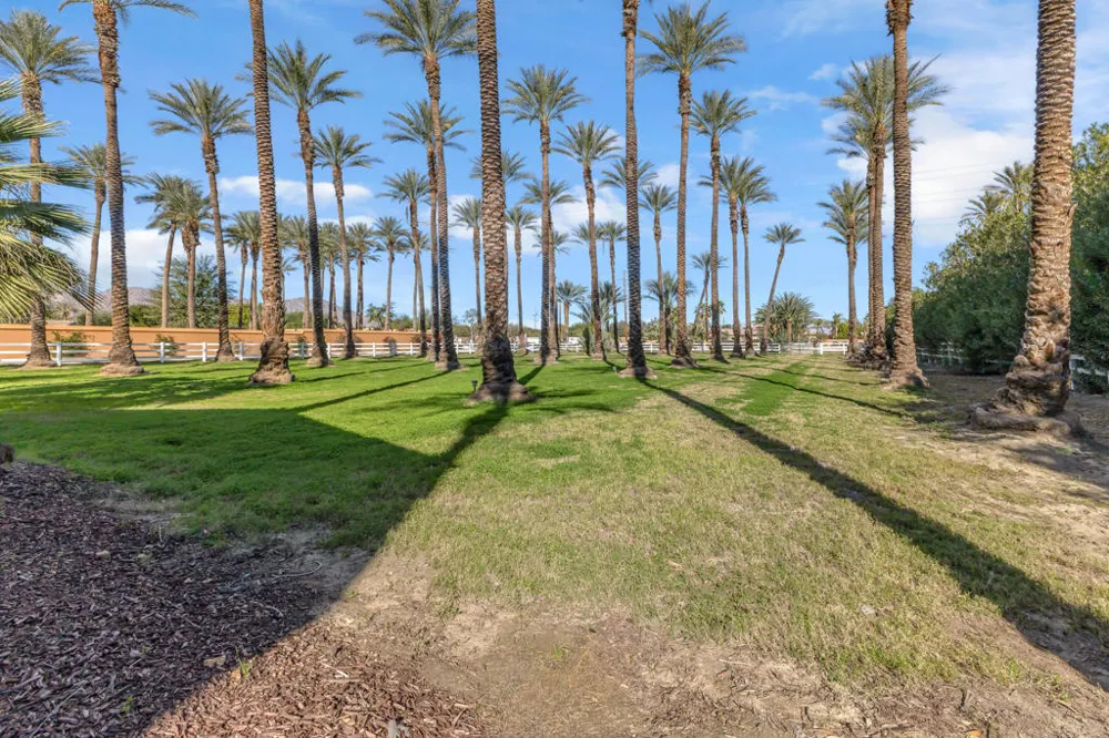 58200 Almonte Drive La Quinta, CA 92253