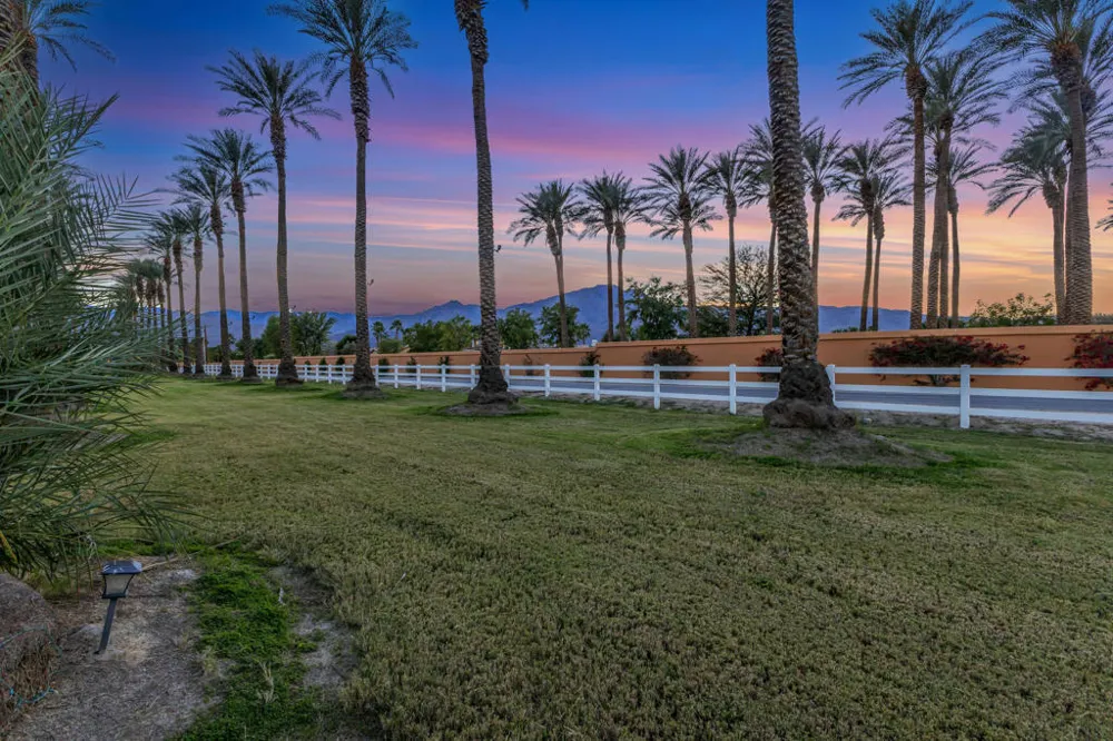 58200 Almonte Drive La Quinta, CA 92253