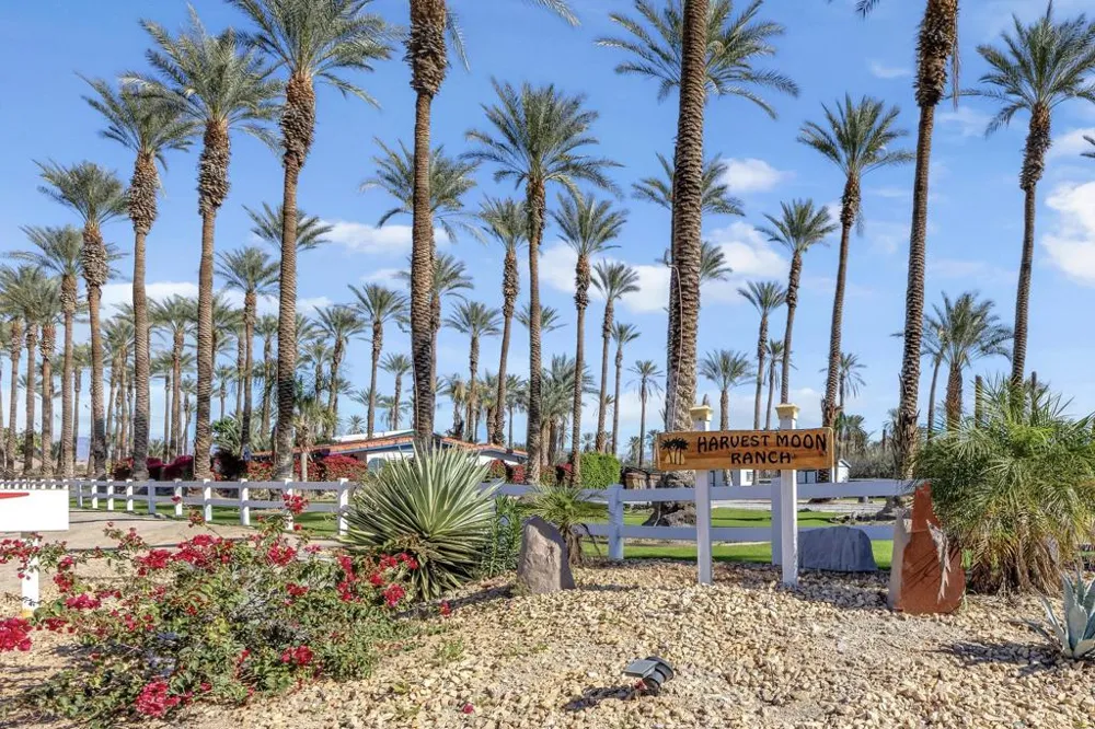 58200 Almonte Drive La Quinta, CA 92253