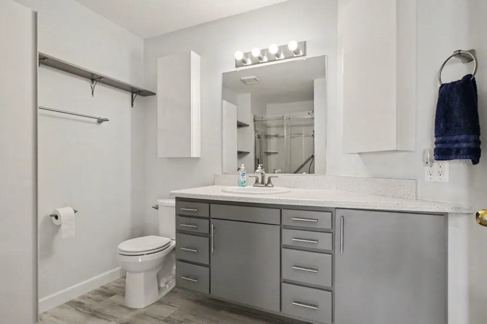2231 S Huron Parkway #2 Ann Arbor, MI 48104