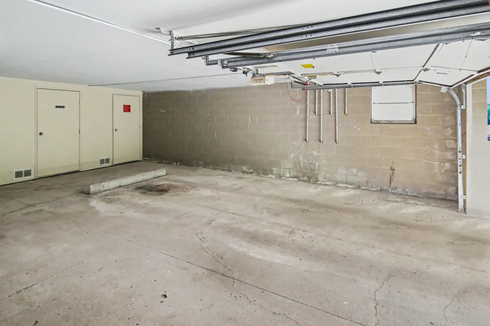 2231 S Huron Parkway #2 Ann Arbor, MI 48104