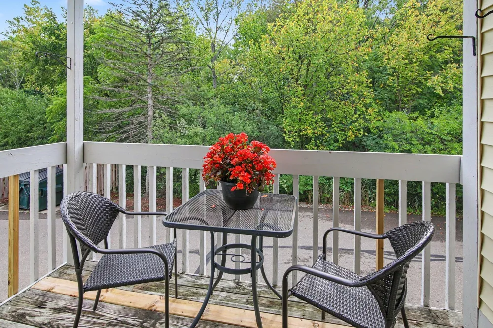 2231 S Huron Parkway #2 Ann Arbor, MI 48104