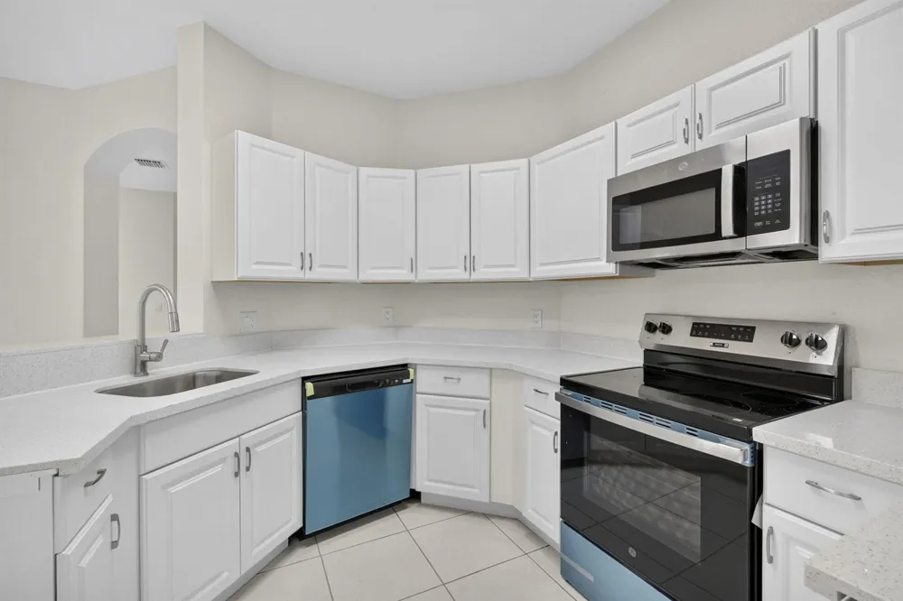 2103 SHOMA DRIVE #122 Royal Palm Beach, FL 33414