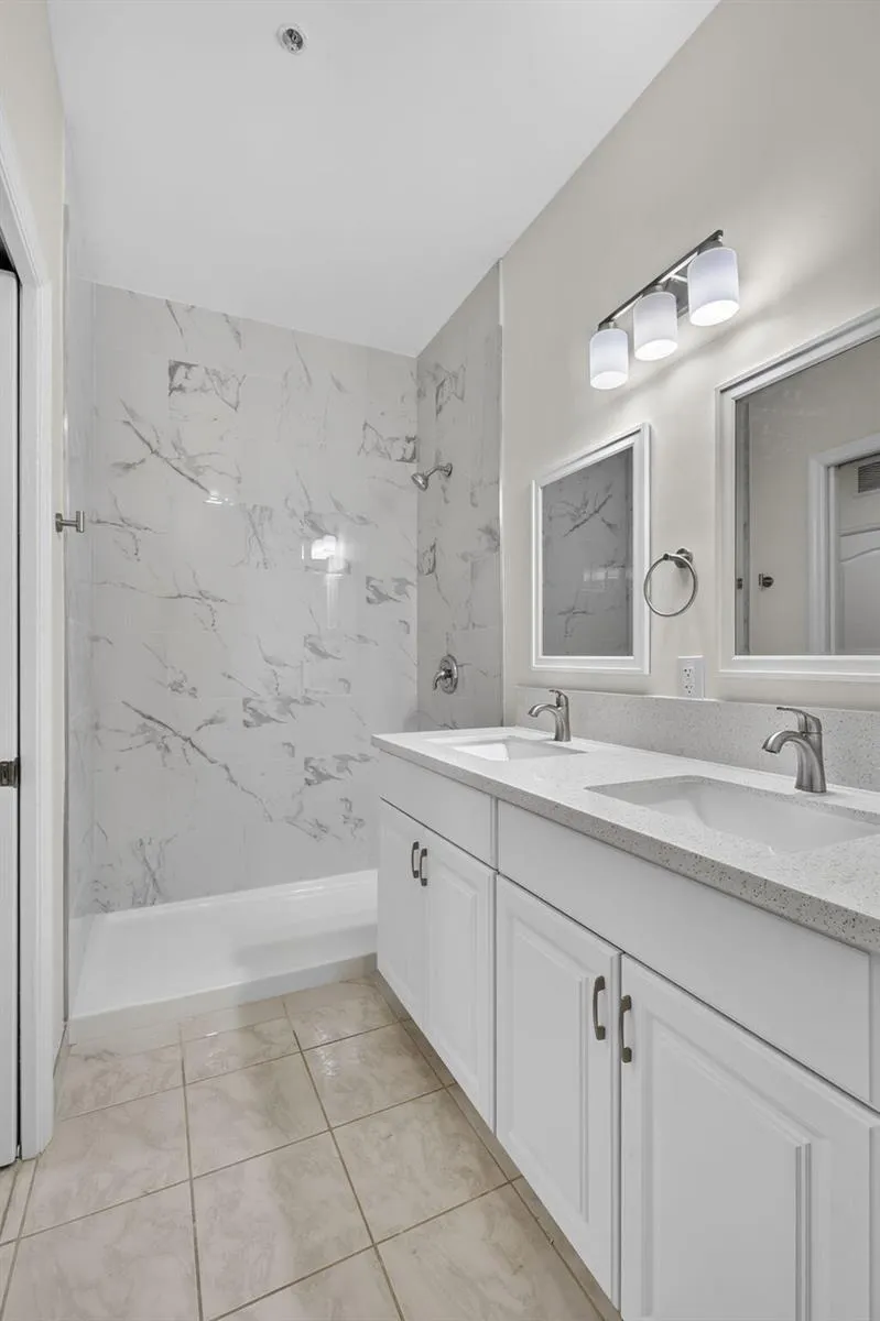 2103 SHOMA DRIVE #122 Royal Palm Beach, FL 33414