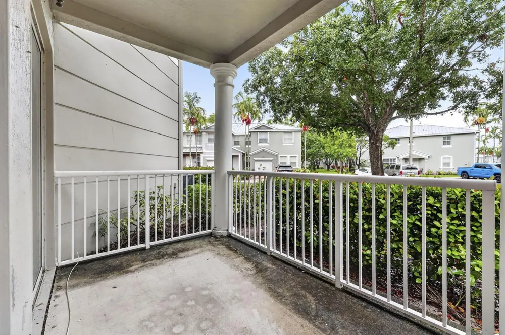 2103 SHOMA DRIVE #122 Royal Palm Beach, FL 33414