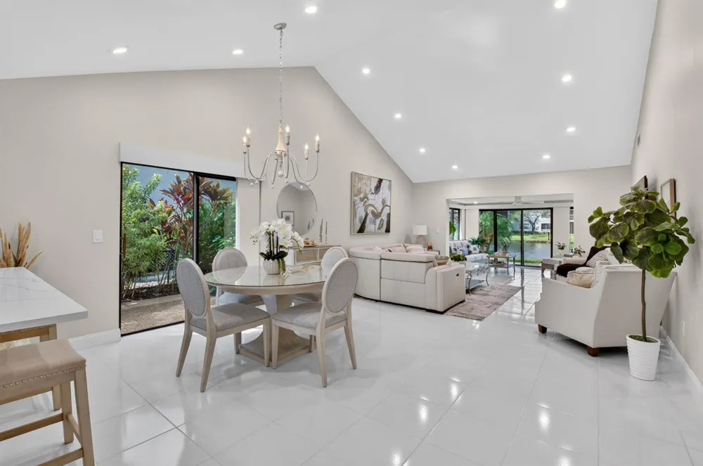 21695 ARRIBA REAL #24A Boca Raton, FL 33433