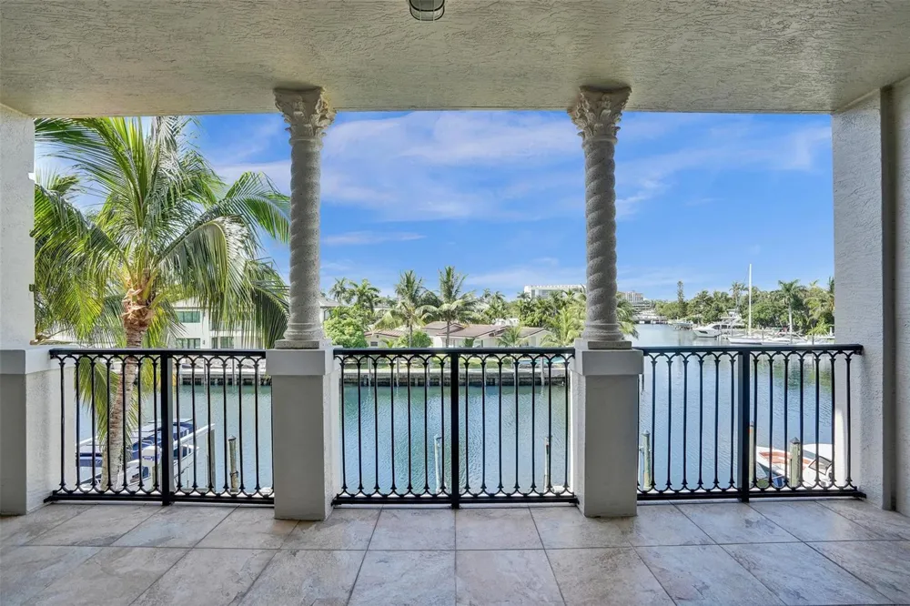 1424 SE 12th Street #2B Fort Lauderdale, FL 33316