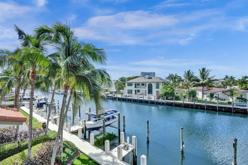 1424 SE 12th Street #2B Fort Lauderdale, FL 33316