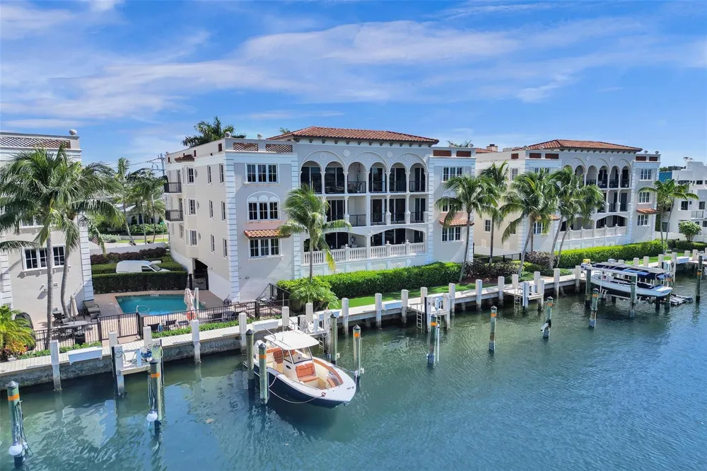 1424 SE 12th Street #2B Fort Lauderdale, FL 33316