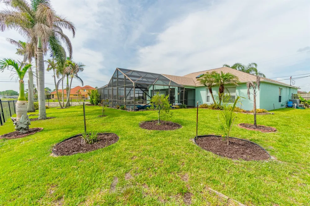 5593 NW WESLEY ROAD Port St. Lucie, FL 34986
