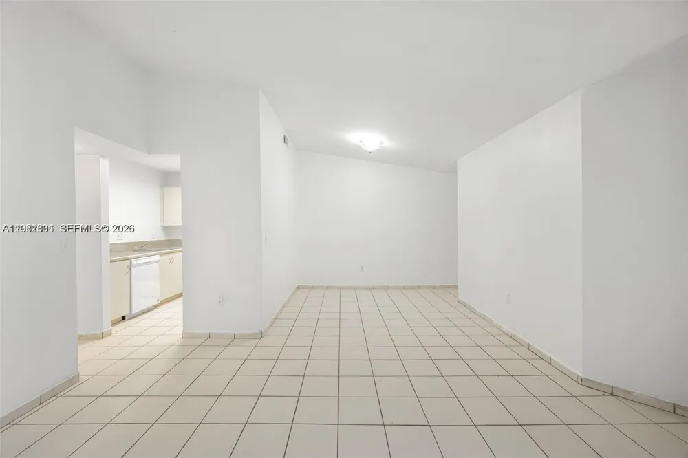8421 SW 209th St #8421 Cutler Bay, FL 33189