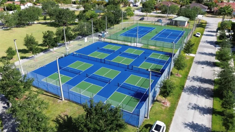 8421 SW 209th St #8421 Cutler Bay, FL 33189