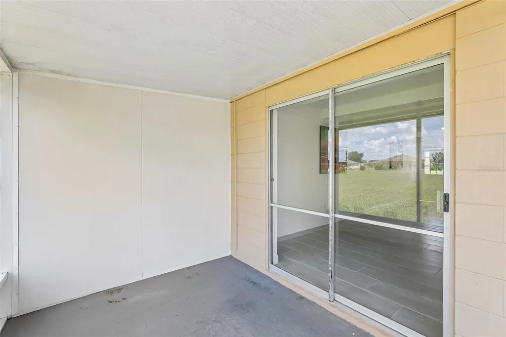 3823 CLUB CIRCLE Lake Wales, FL 33898
