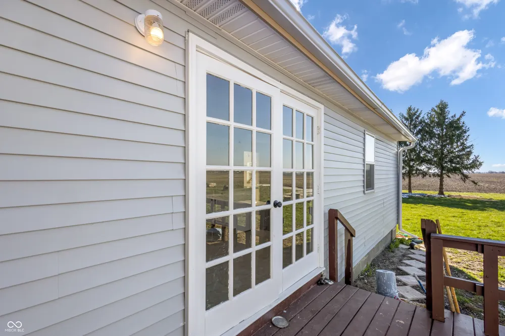 27440 Six Points Road Sheridan, IN 46069