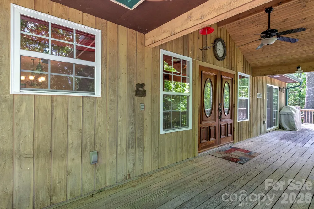 6 Majestic Trace Hendersonville, NC 28739