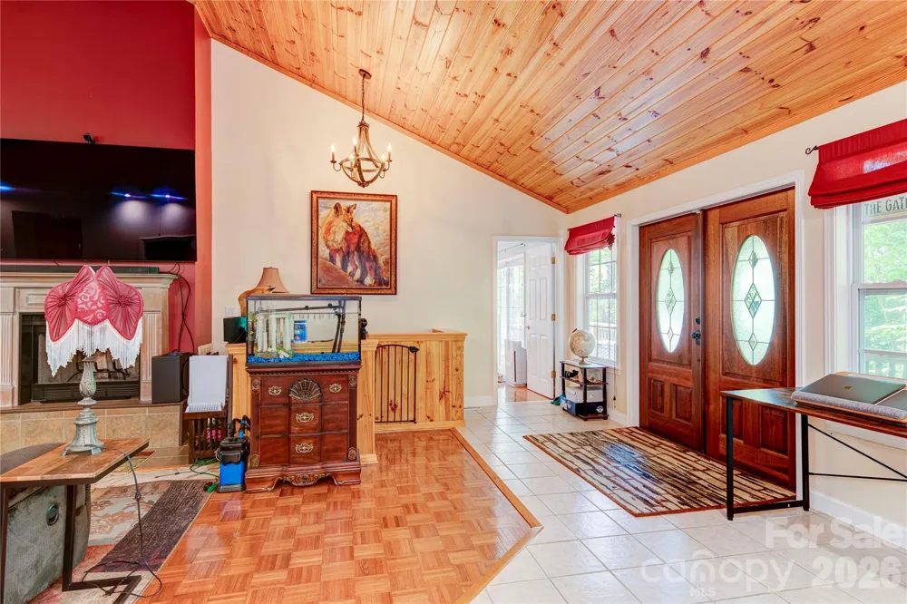 6 Majestic Trace Hendersonville, NC 28739